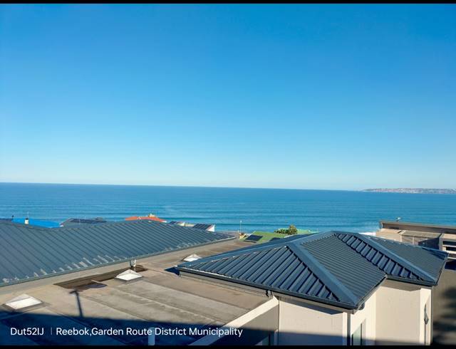 6 BEDROOM HOUSE FOR SALE IN REEBOK